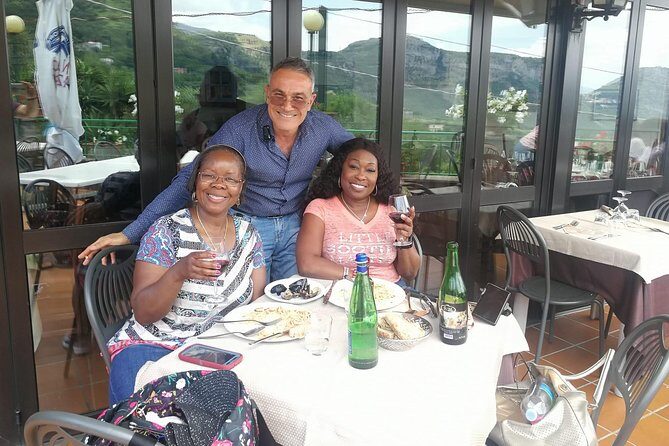 Wine & Food Tour at the Vesuvius Winery - In-Depth Review of the Vesuvius Winery Tour