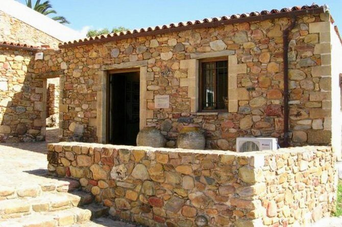 Wine & Olive Oil tasting one day private tour in Crete - FAQ