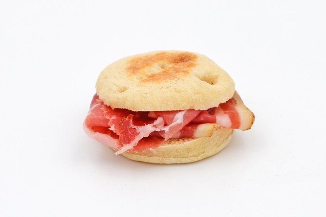 Wine on water in Florence: a private boat tour with aperitif - Authentic Experiences and Reviewer Insights