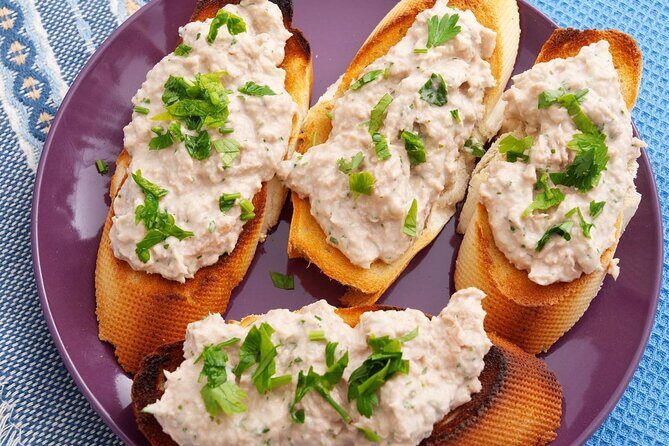 Wine & Oysters & AUTHENTIC boat tour with GOURMET LUNCH in price - A Deep Dive into the Dubrovnik Culinary and Maritime Experience