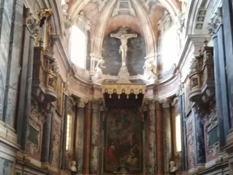 Wine , Roman Temple and Bone Chapel in half-day private tour - FAQ