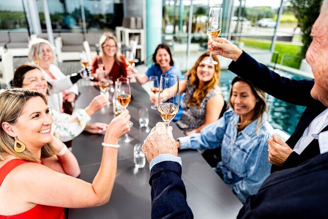 Wine & Sightseeing Cruise Tour 2.5hr | Award Winning Experience - Timing and Pacing