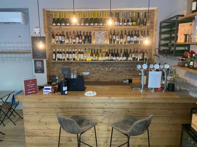 Wine Tasting Experience with Local Food Pairings in Naples - An In-Depth Look at the Experience