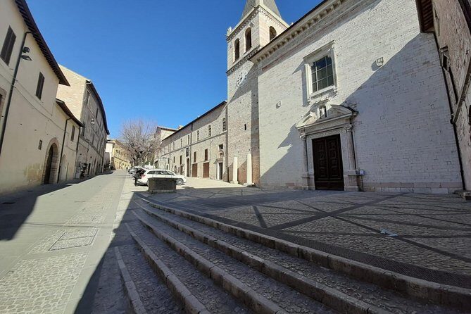 Wine Tasting Lunch in Spello withTruffle Tasting - The Perfect Match for Food and Wine Lovers