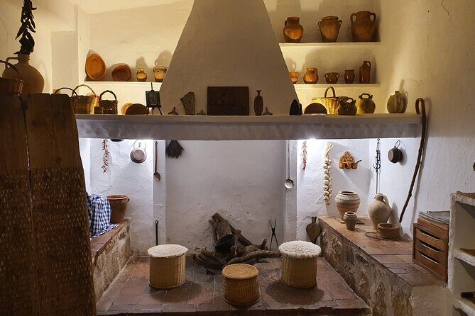 Wine Tour Toledo, Windmiils, Lunch & Winery Included - Frequently Asked Questions (FAQs)