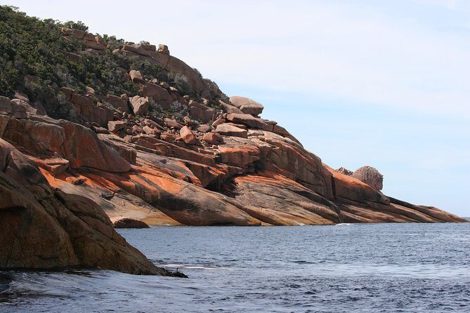 Wineglass Bay Cruise from Coles Bay - FAQs