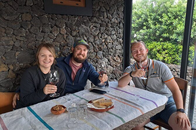 Wines and Moonshines Private Tour - Key Points