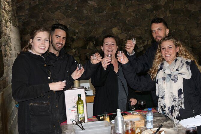 Wines and Moonshines Private Tour - FAQ