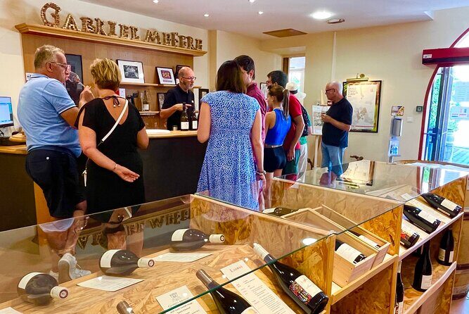 Wines from Châteauneuf-du-Pape and surrounding areas in 1/2 day - What to Expect at Each Winery