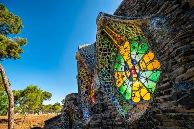 Wines & Wonders: Gaudís Hidden Gems - Key Points