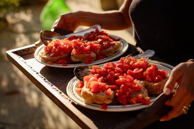 Winetasting and authentic rural experience just minutes from Lecce - Key Points