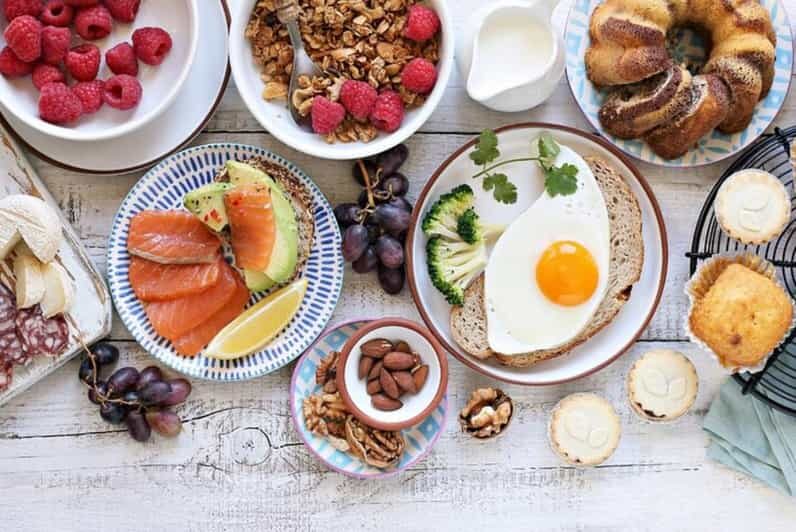 Winter Haven: Guided Brunch Tour with Local Delicacies - Key Points