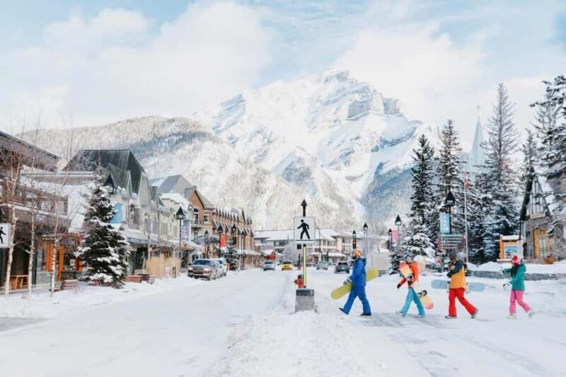 Winter Hikes, Gondolas, and Banff Day Trip - Transportation and Group Size