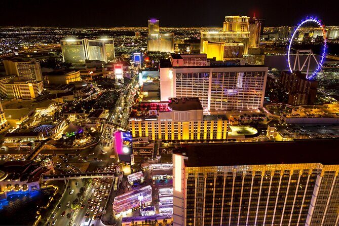 Winter Wonders of Vegas: A Festive Stroll - Practical Details: What to Expect