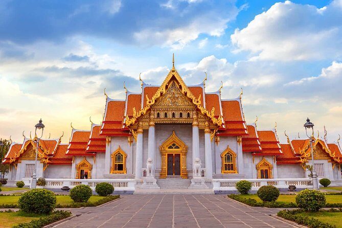 Wonderful Bangkok Tour : GrandPalace WatTrimit WatPho WatBencha - Walking Through Bangkok’s Architectural and Spiritual Gems