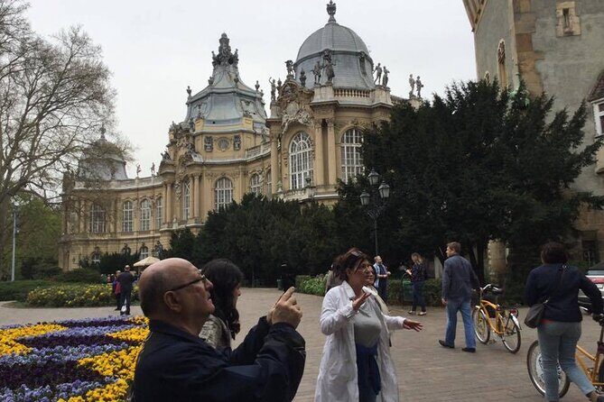 Wonders of Budapest, private tour by car! - FAQs