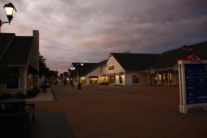 Woodbury Outlet 7 hours shopping up to 5pax - An Honest Look at the Woodbury Outlet 7-Hour Shopping Tour from NYC