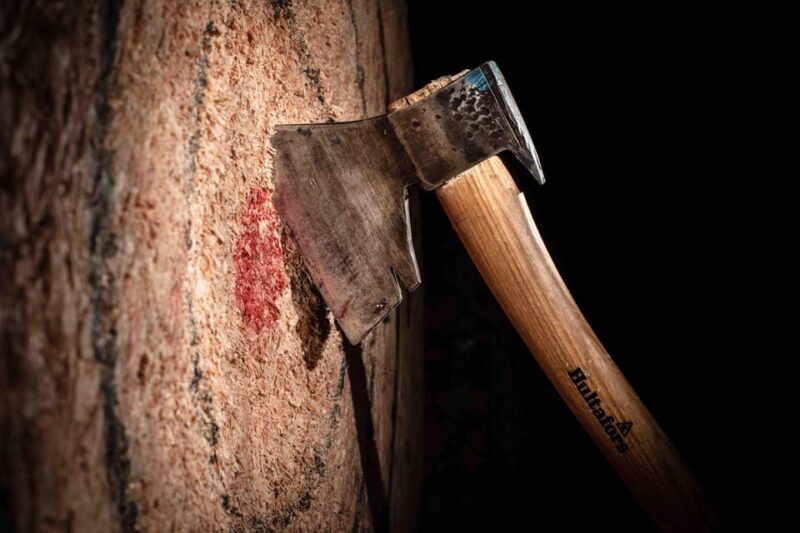 WOODCUTTER - AXE THROWING & BAR EXPERIENCE IN FRANKFURT - Analyzing the Value