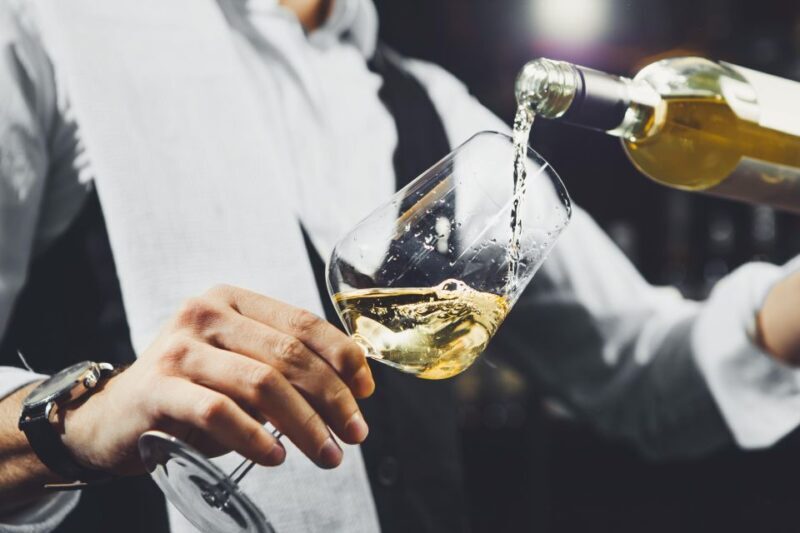 Woodinville Wine Country: Downtown Wine Tasting Pass - FAQ