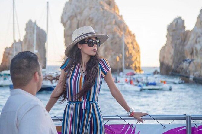 World Class Whale Watching with Breakfast and Open Bar - The Scenic Landmarks and Stops