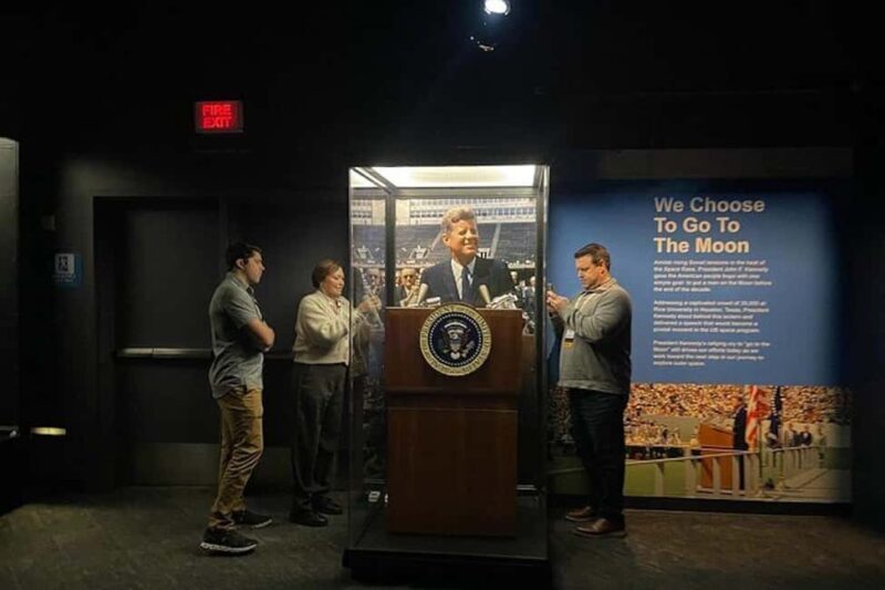 World Cup: Houston NASA Spanish Tour Guide & Tunnel Tour - The Highlights in Detail
