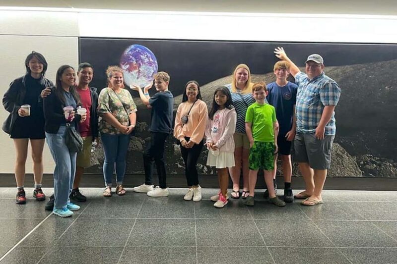 World Cup: Houston NASA Spanish Tour Guide & Tunnel Tour - FAQ