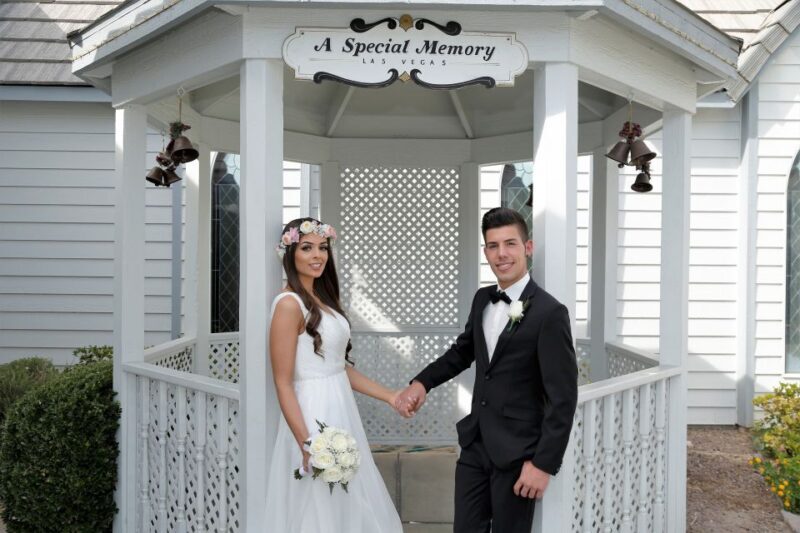 World-Famous Drive-Up Wedding in Las Vegas - An In-Depth Look at the Drive-Up Wedding Experience