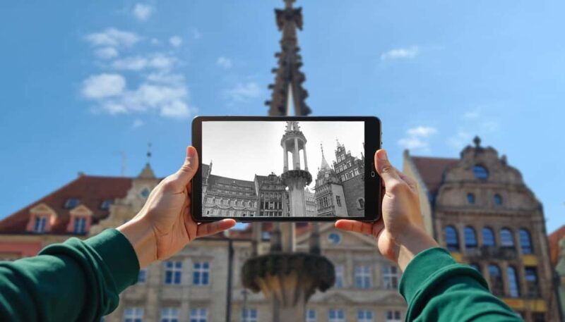Wrocaw: Historical Tour with Tablets and Guide - Practical Tips for Travelers