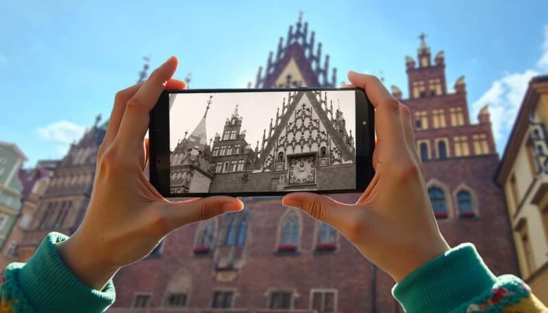 Wrocaw: Historical Tour with Tablets and Guide - FAQ