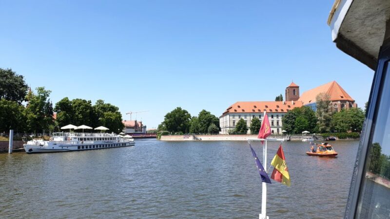 Wrocaw: Long City Guided-Walk and River Cruise (3 h) - The Cruise: A Relaxing and Scenic 60-Minute Ride