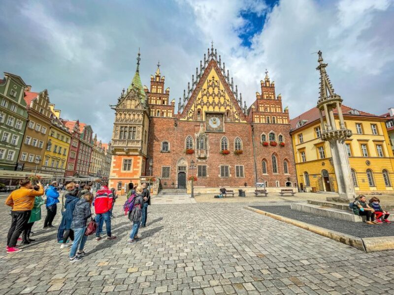 Wrocaw: Old Town and Ostrów Tumski Walking Tour in English - Final thoughts