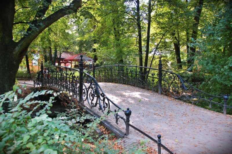 Wroclaw: City of 100 Bridges 4-Hour Private City Tour - Exploring Wroclaw: The Highlights of the 4-Hour Tour