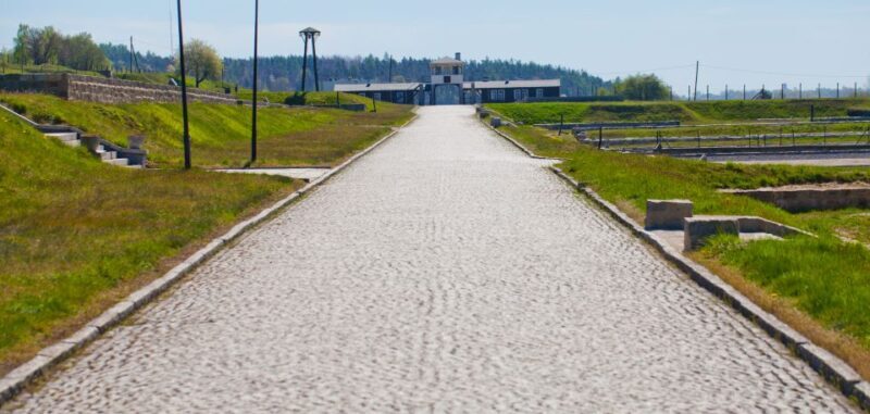 Wroclaw: Day of WW2: Riese, Gross-Rosen, Ksiaz Castle - FAQs