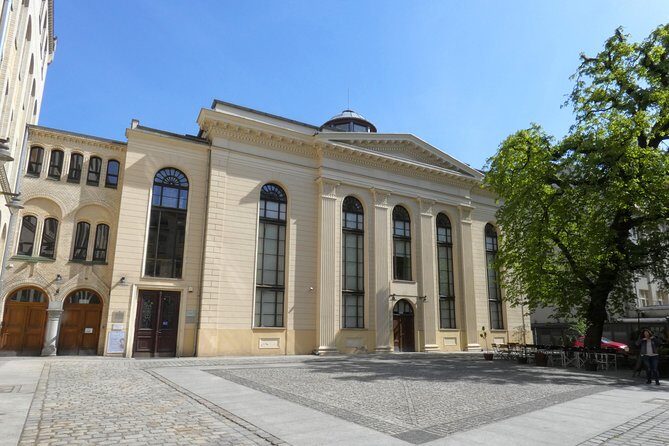 Wroclaw District Of The Four Temples Private Tour - Key Points