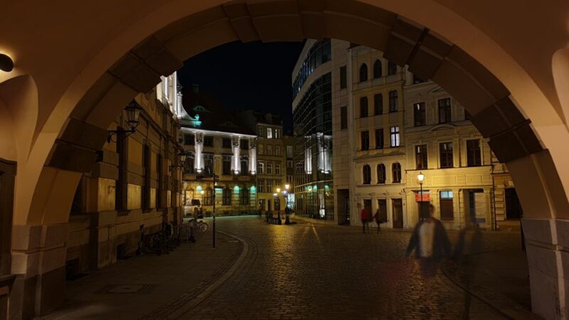 Wroclaw: Guided City Night Tour (2 hours) - An In-Depth Look at the Wroclaw Night Tour
