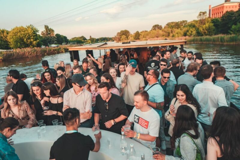 Wroclaw: Oder River Boat Party with Unlimited Drinks - What to Expect from the Boat Party Experience