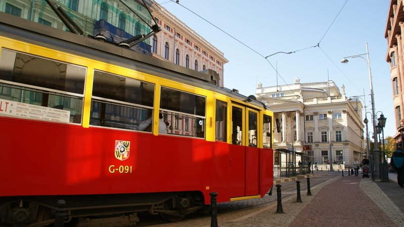 Wroclaw: Private Tour by smal Historic Tram 1,5h 13-16 seats - Key Points