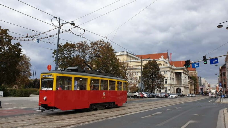 Wroclaw: Private Tour by smal Historic Tram 1,5h 13-16 seats - A Deep Dive into the Experience