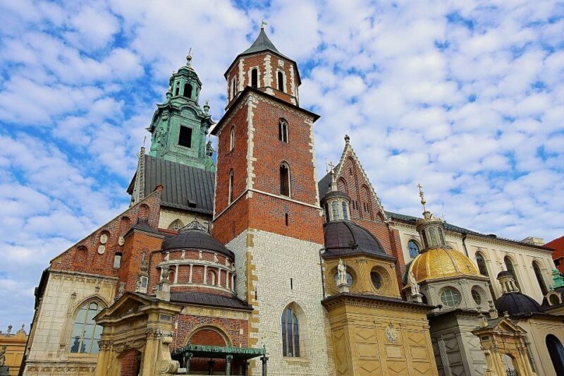 Wroclaw Private Tour to Krakow with Transport and Guide - FAQ