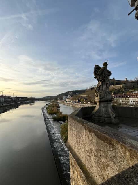 Würzburg in winter: Residence, Old Town, and mulled wine - Key Points
