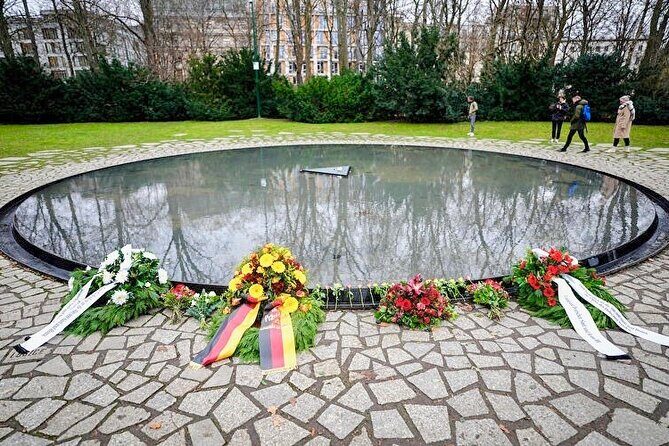 WWII & 3rd Reich Private Walking Tour - The Experience’s Strengths and Limitations