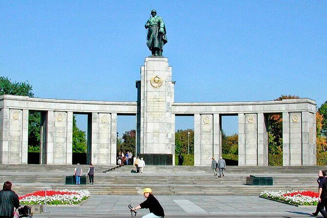 WWII & 3rd Reich Private Walking Tour - Final Thoughts