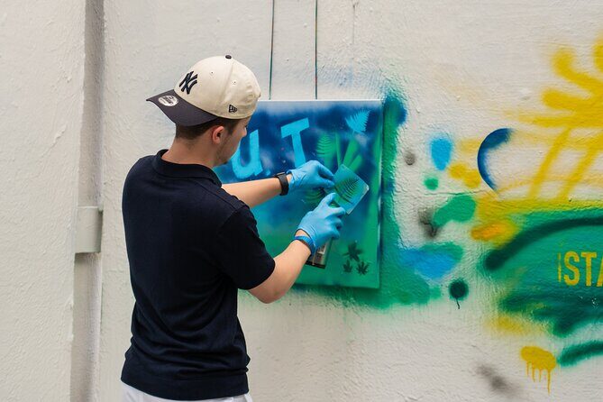 Wynwood Walls Street Art Experience : Spray Paint on Canvas - Practical Details and Tips