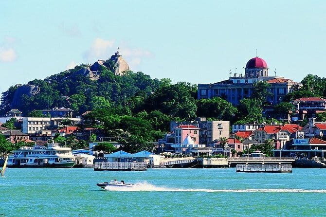 Xiamen Private Day Tour Include Gulangyu Island and Botanic Garden - Key Points