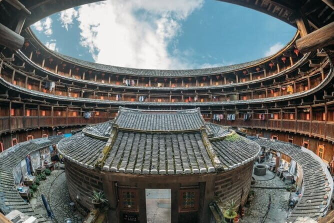 Xiamen Private Day Tour to Tianluokeng Tulou Cluster and Hongkeng Tulou - The Sum Up