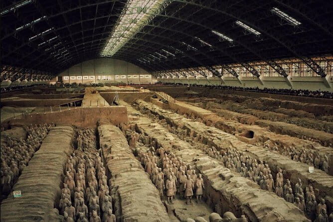 Xi'an Private 2-Hour City Wall Walking Tour Day or Night - Authentic Local Scenes