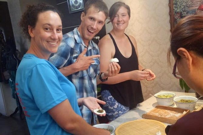 Xian Private Day Tour: Terracotta Warriors and Local Family Visit - Key Points