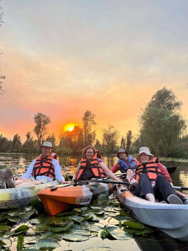 Xochimilco: amanecer en kayak Ciudad de México - Key Points
