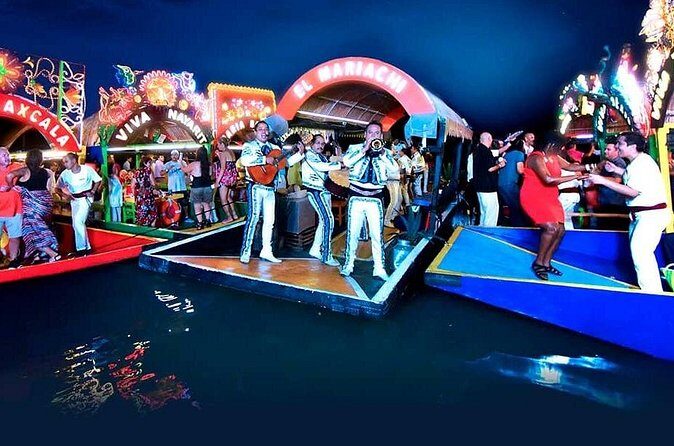 Xoximilco Trajinera Party with Mexican Dinner and Bar Libre - Practical Considerations