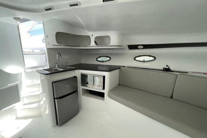 Yacht experience in Cancun: cruise, swim and sunset views - An Overview of the Cancun Yacht Tour